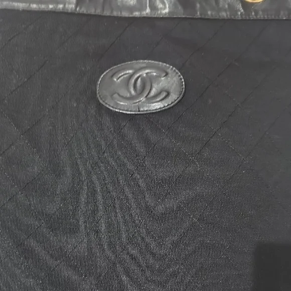 Chanel Black Leather Chain Tote Bag - Picture 14 of 14